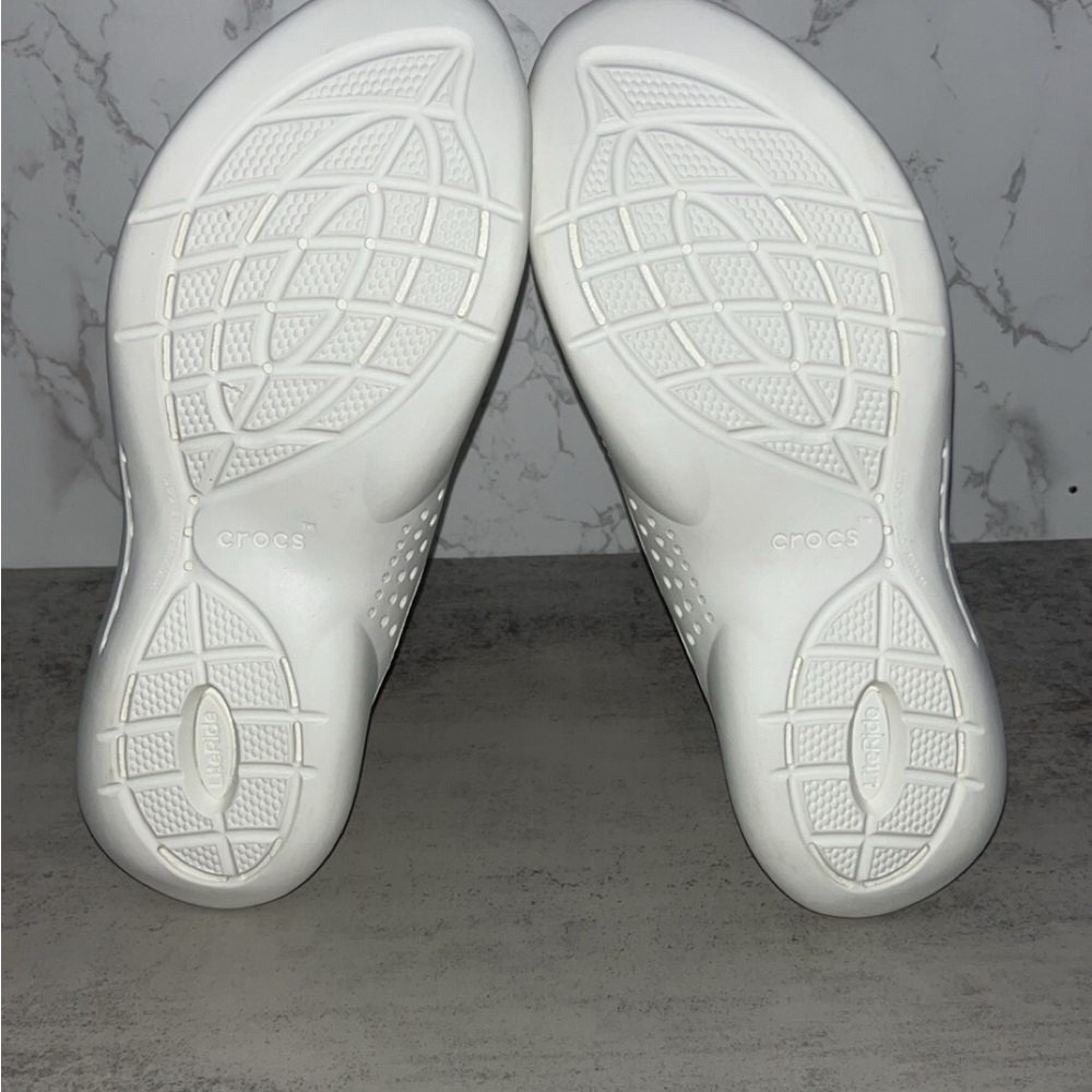 NWT Crocs Literide 360 Pacer - Picture 8 of 8